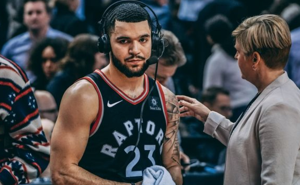 显然深知在 显然深知在