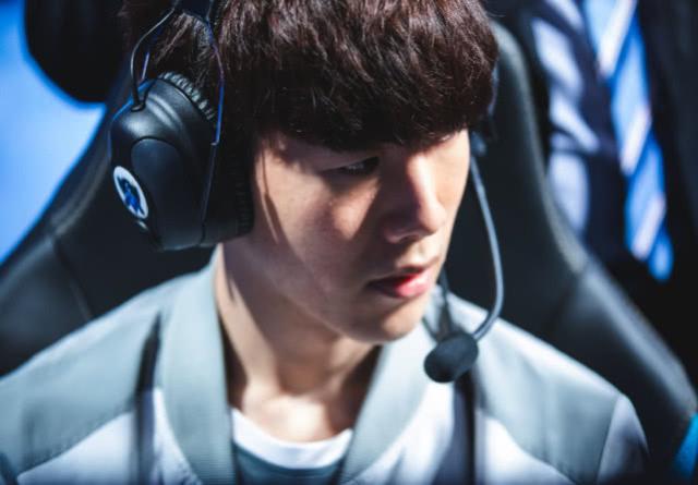 18勇士的 18勇士的